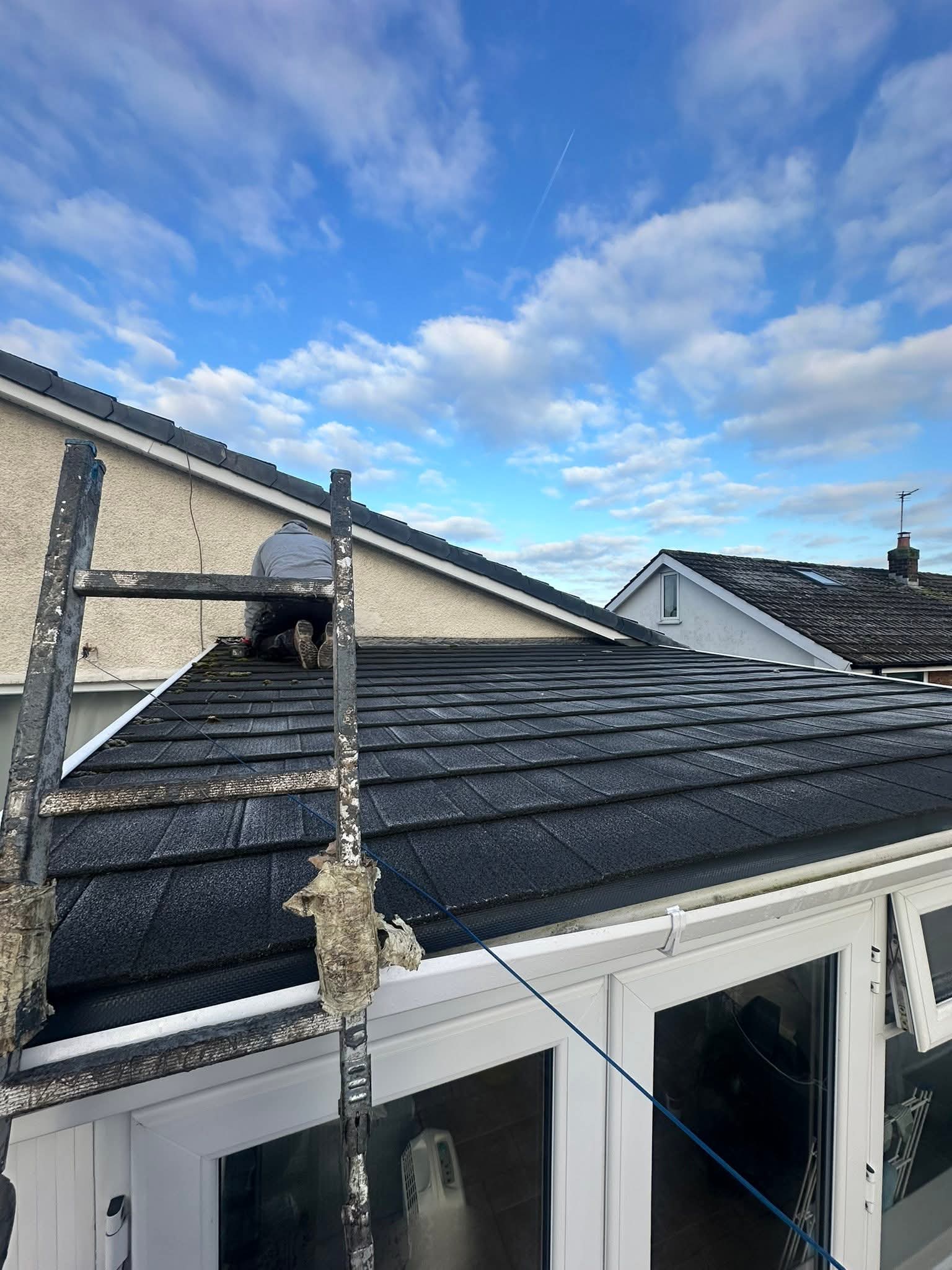 Fibreglass flat roof installation